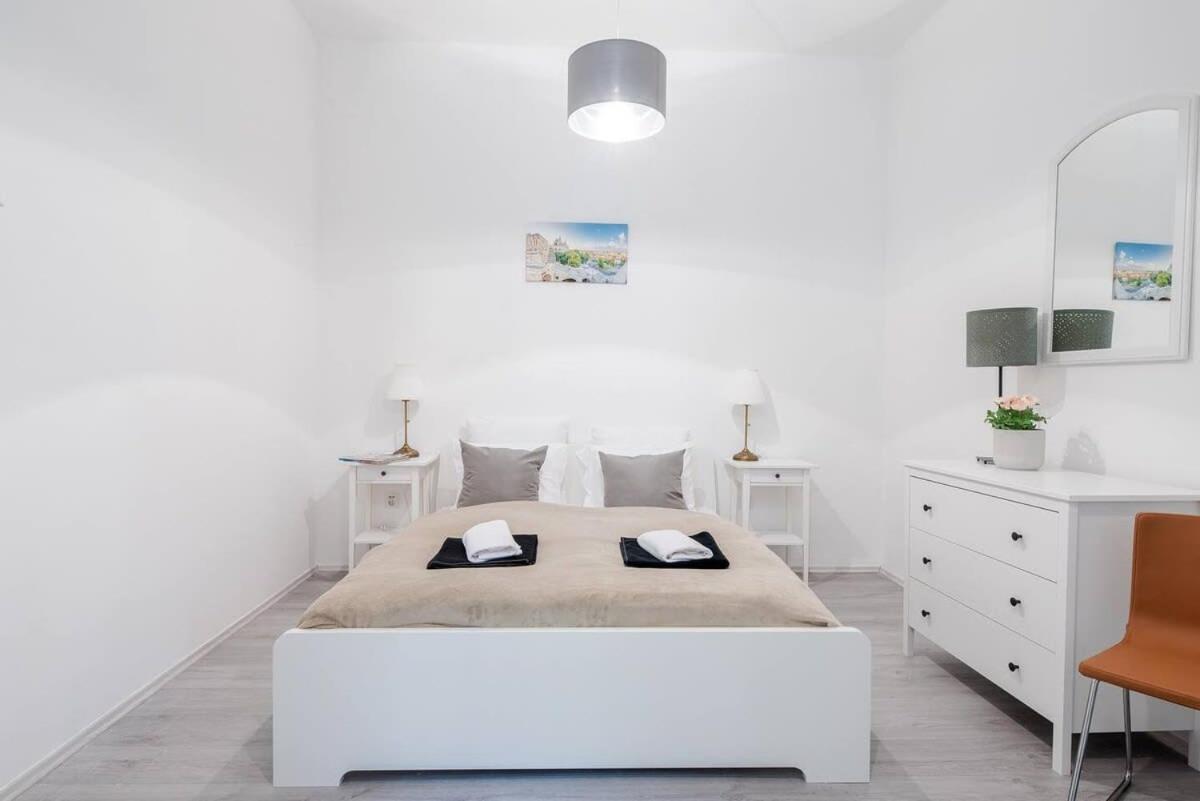 Central Brand New And Modern Apartment Budapest Exterior foto